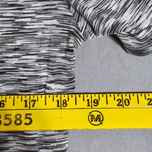 RBX Pro Athletic gear T-shirt men's size M white grey short sleeve athletic fit - Picture 7 of 8